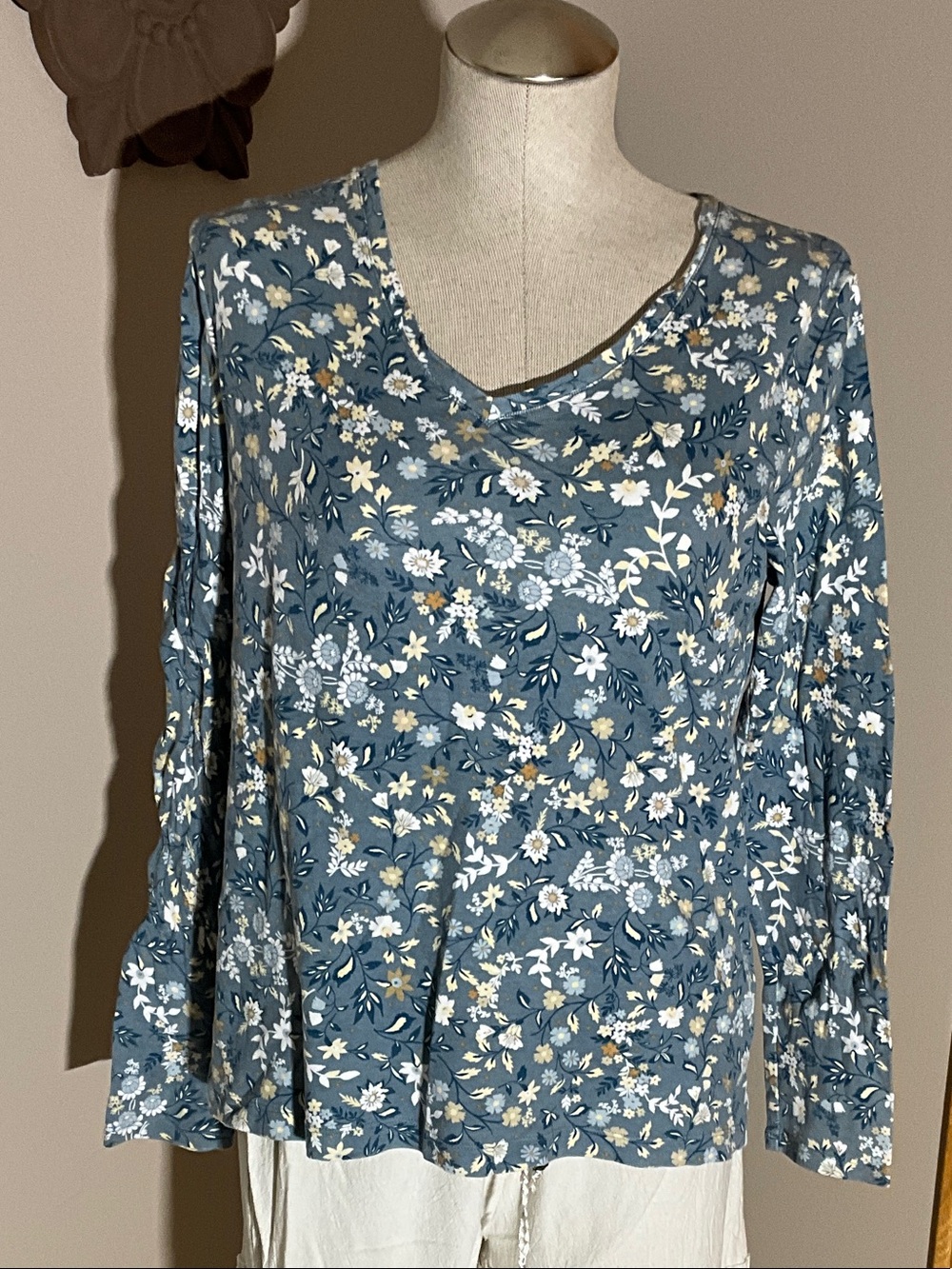 croft & barrow Blue Floral Long-Sleeve Top